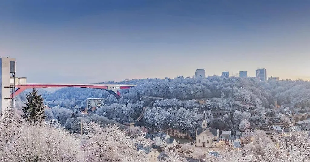 アパート Chic Central Luxembourg City Views & Balconyアパートメント