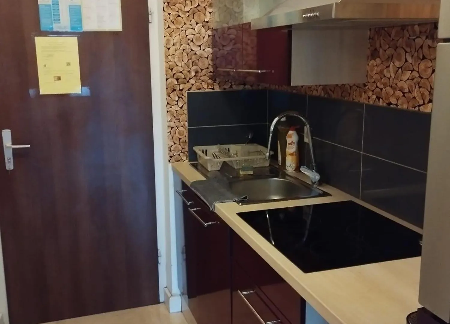 Chic Central Luxembourg City Views & Balcony Διαμέρισμα